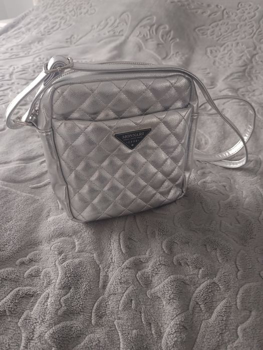 Listonoszka monnari srebrna