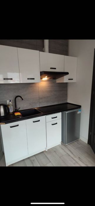 Pokój z kuchnią i łazienką na wynajem w Komornikach