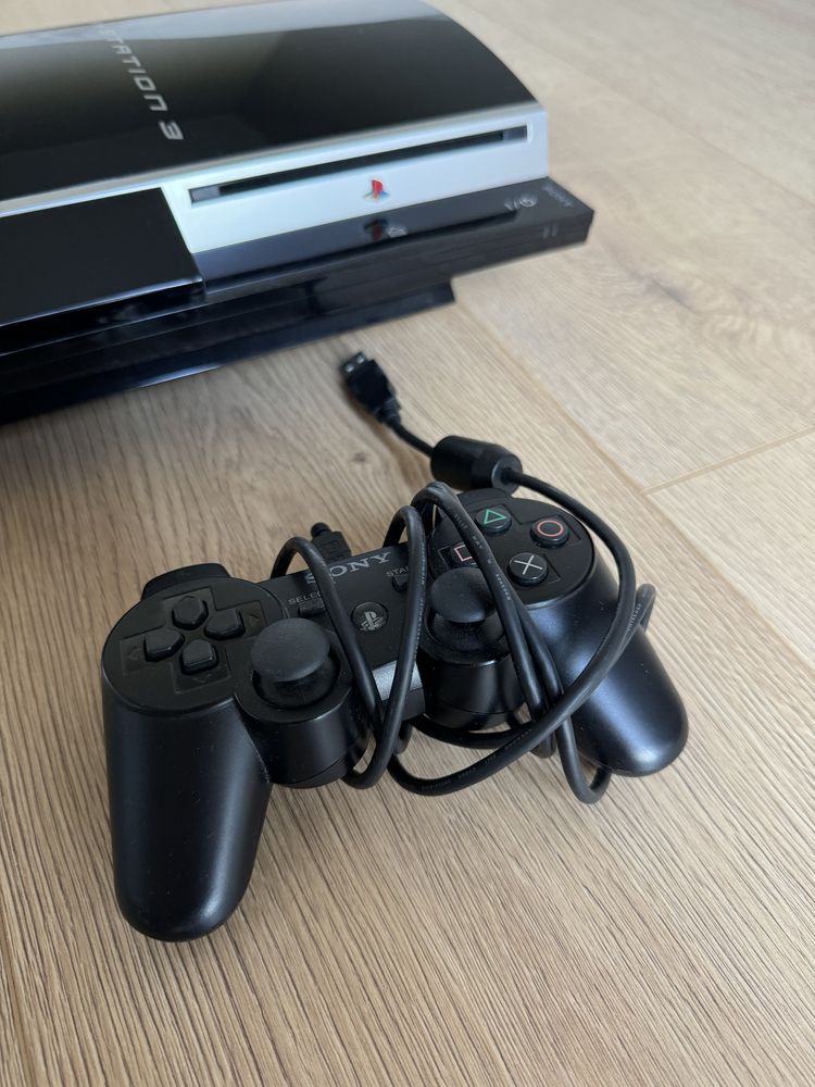 Konsola ps3 z dodatkami playstation