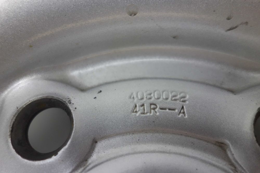 Felgi stalowe 16" 5x114,3 Dacia Duster Renault Captur Duster Arkan 484