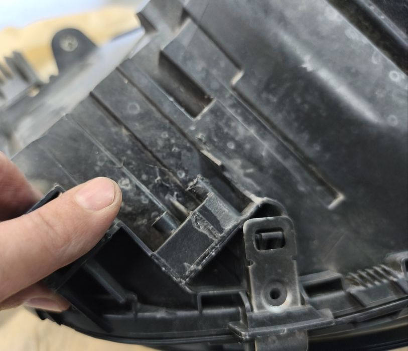 Farol Esquerdo LED's Mercedes w205