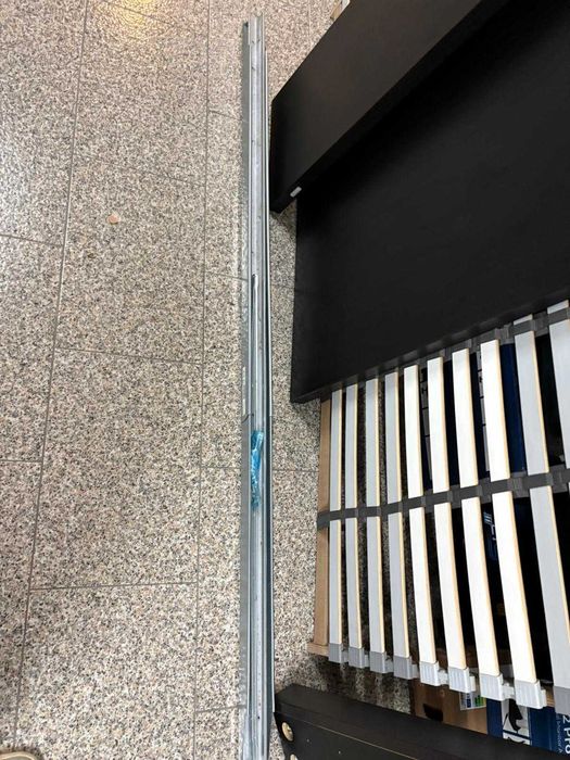 Cama MALM IKEA 180X200 c/ Gavetas sem colchão