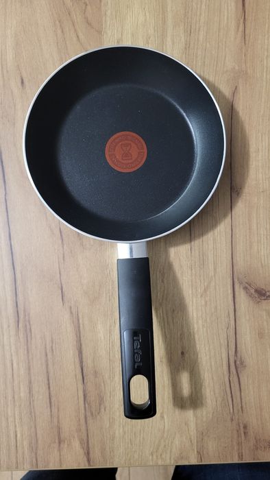 Patelnia Tefal 2szt 26cm i 20cm Nowe!