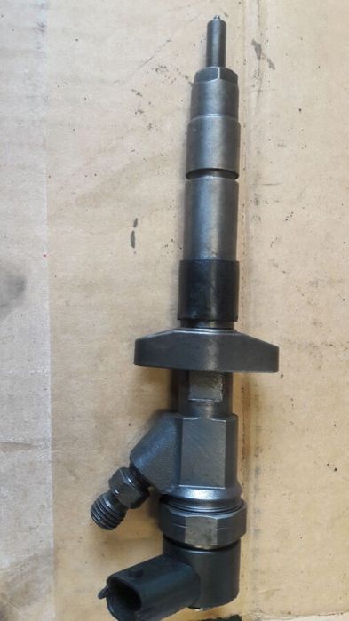 Форсунка рено трафик виваро примастар мастер Renault Master 2.5