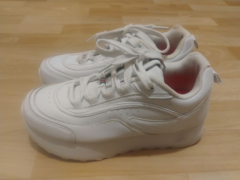 Buty Sneakersy Tenth 37