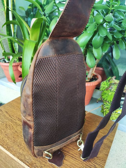 Кожаная мужская Сумка - Слинг. Dark Brown.