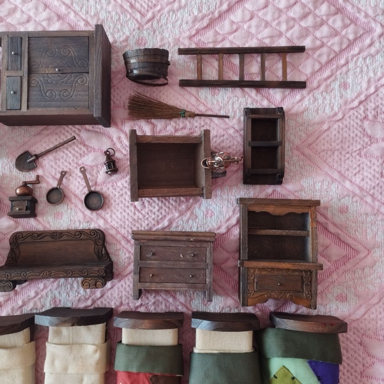 Brinquedos mobília casa de brincar branca de neve e os 7 anões