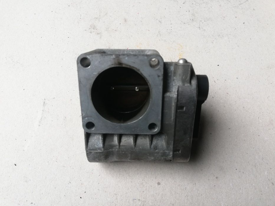 Przepustnica Fiat Stilo Doblo 1.6 16V 48SMF5 / B z Niemiec