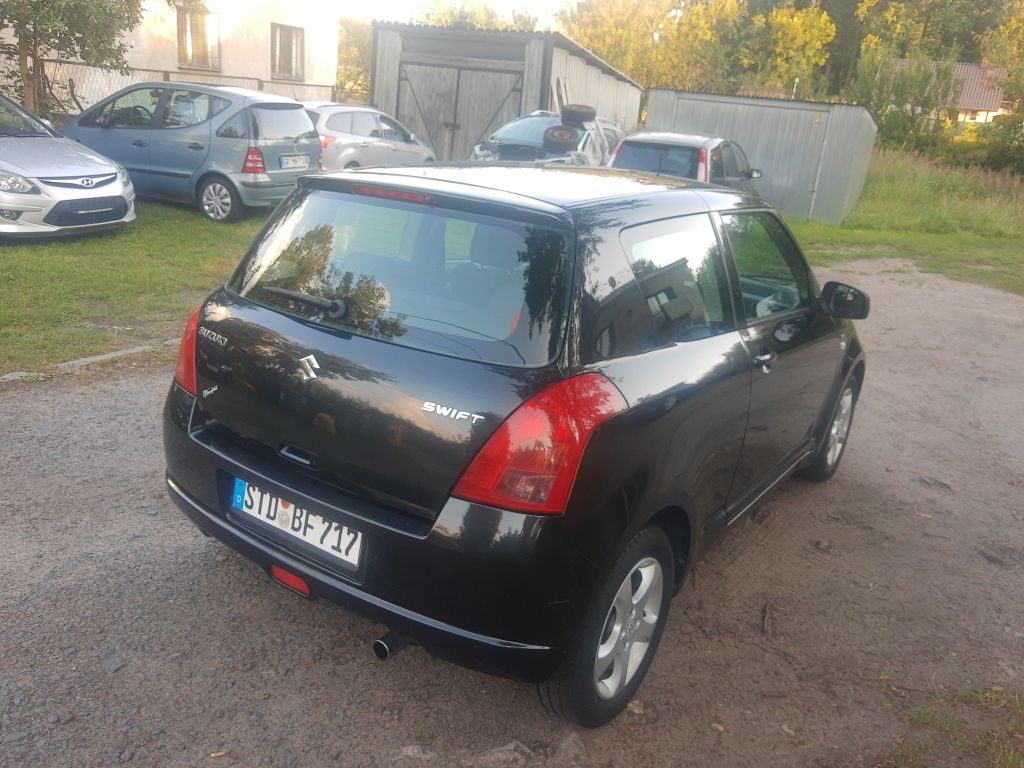 Suzuki Swift 1.5 benzyna ładny stan z Niemiec
