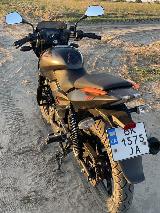 Bajaj pulsar 180(без мотору)