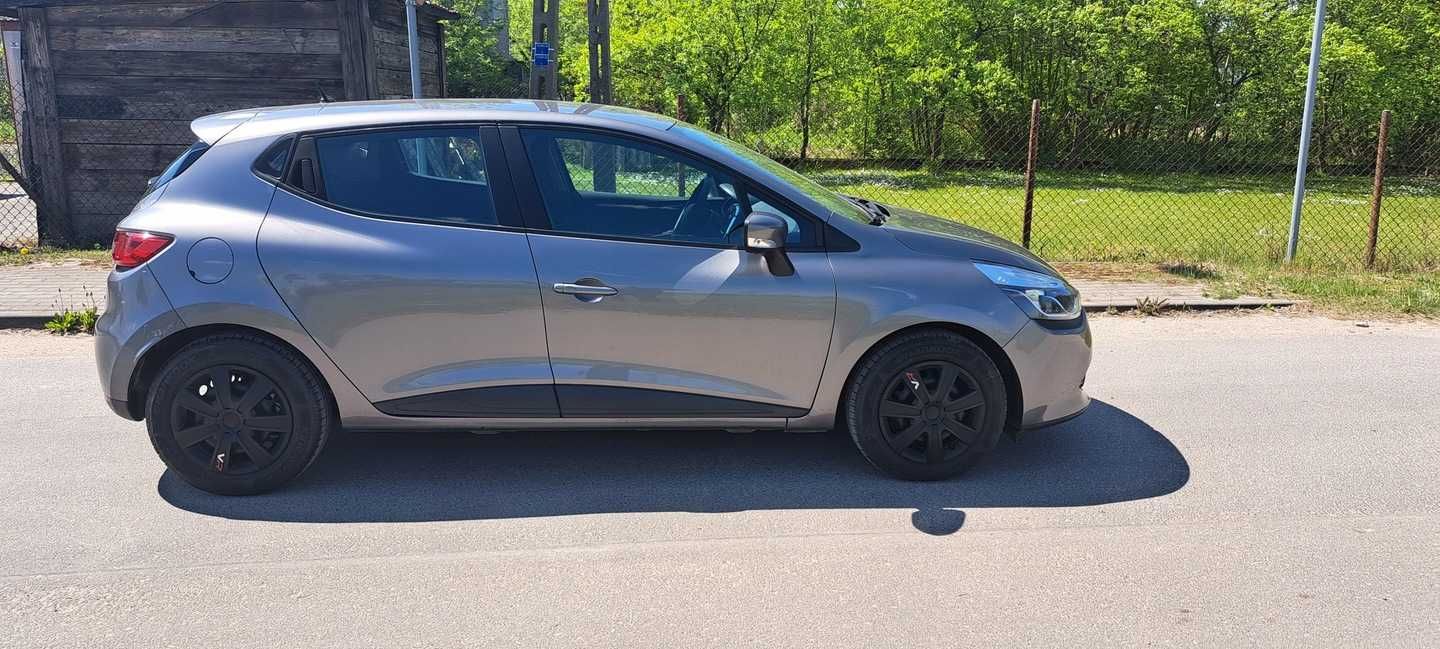 Renault Clio 1,2 benzyna  16V  clim navi prze. 87 tys serwis