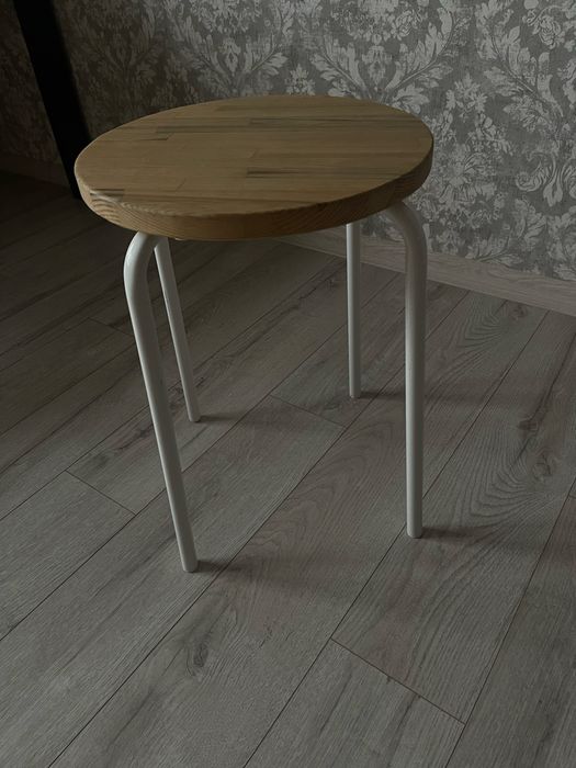 Стілець підставка