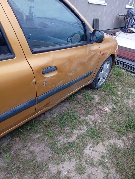 Renault Clio 2 - 2002 року