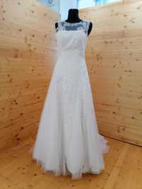 Liquidação de stock de vestidos de noiva