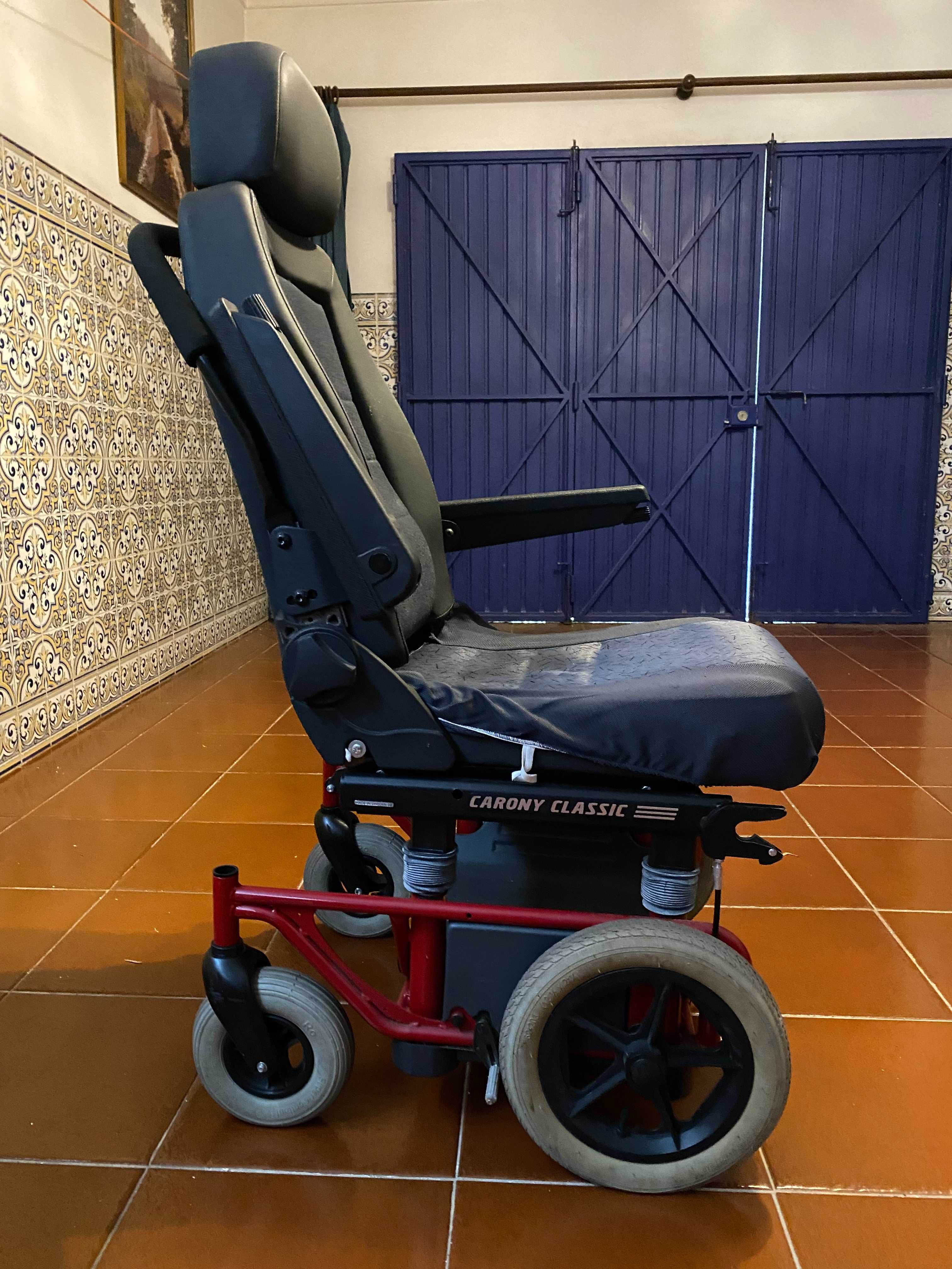 Cadeira de Rodas para Assento de Carro
