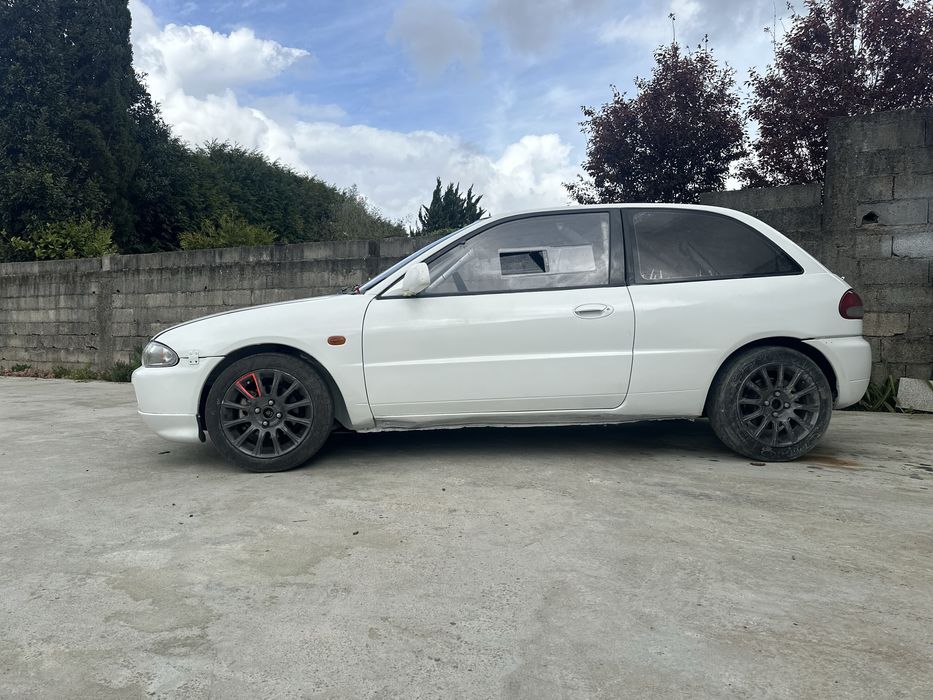 Mitsubishi colt rally competição