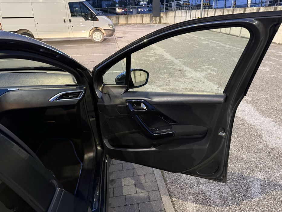 Peugeot 208 hdi1.4