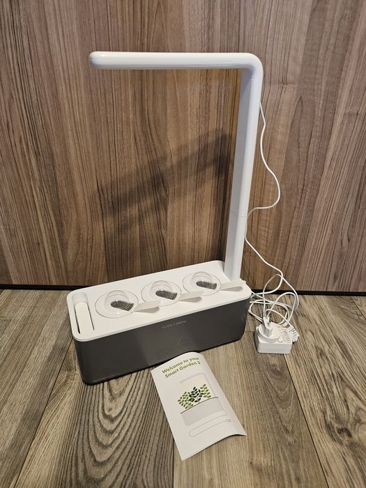 Click and Grow Smart Garden 3 doniczka samopodlewająca na zioła