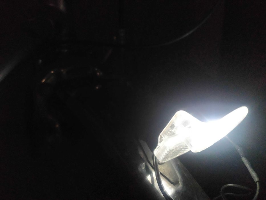 Колесо 28 Shimano Nexus, динамовтулка, нерж. спицы