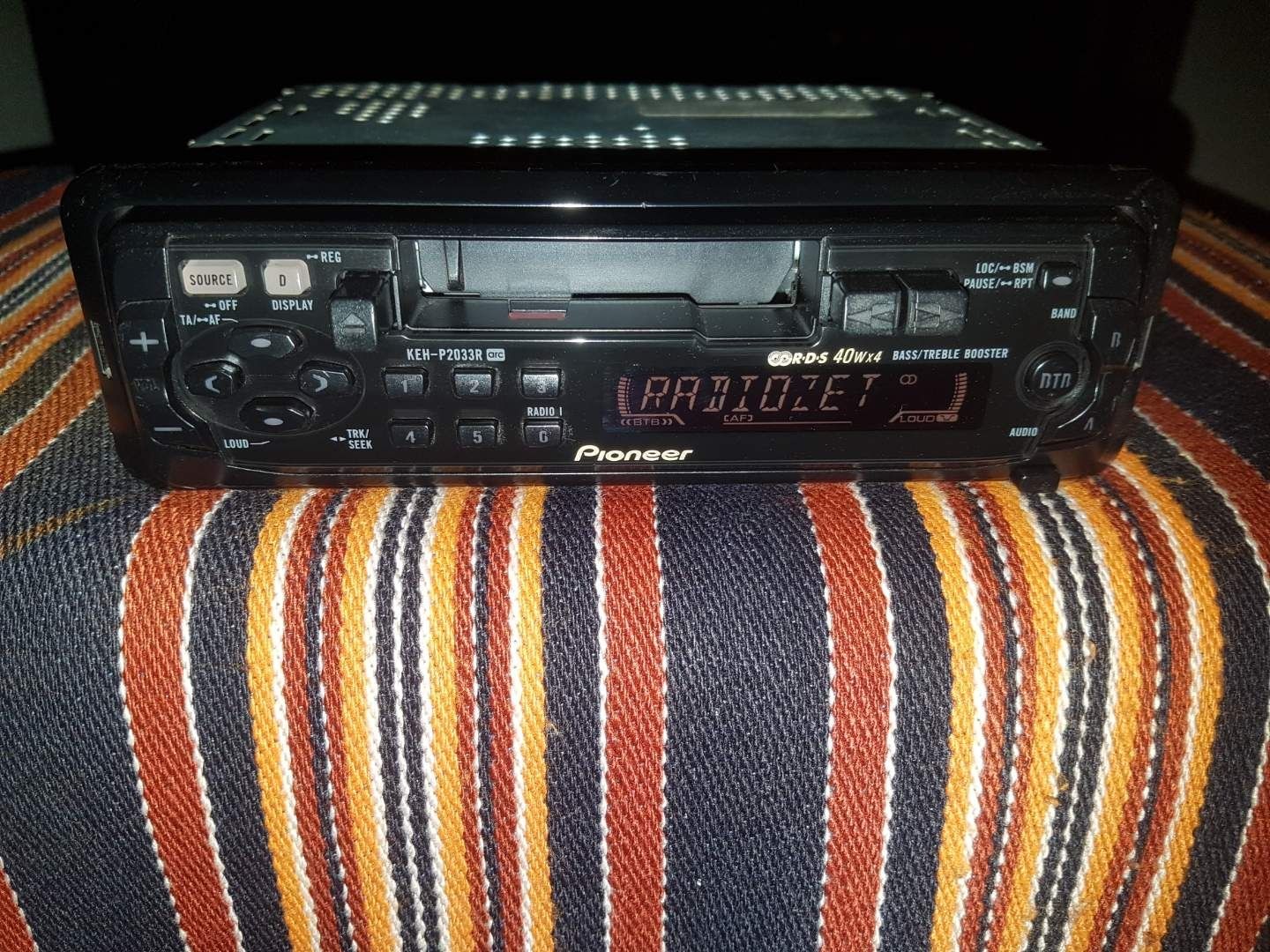 Radio Pioneer KEH-P2033R