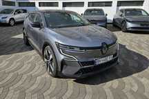 Продам Renault megane e-tech 2022 года
