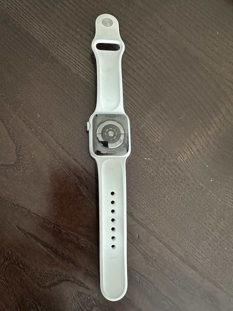 Apple watch 4 (40mm)