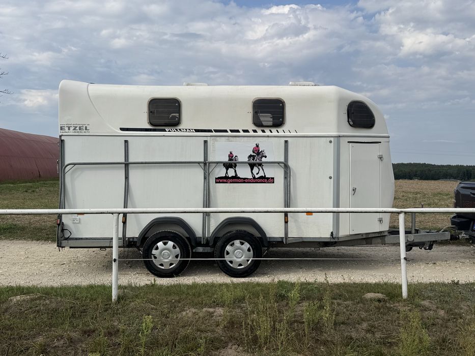 Przyczepa Cheval Liberte na 3/4 konie DMC3500 kg maxi