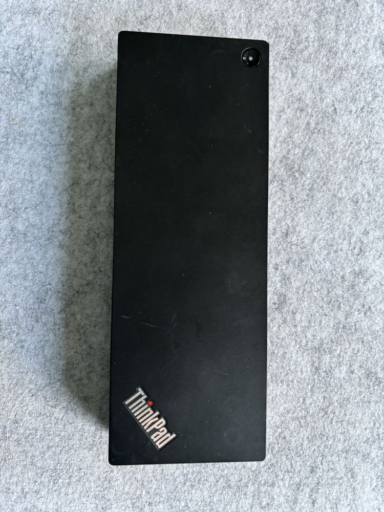 Stacja dokująca Lenovo Thundelbolt 3 docking station