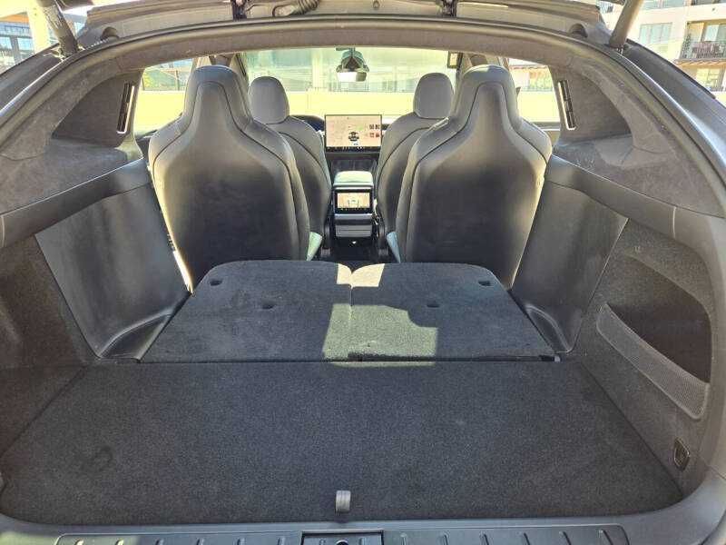2022 Tesla Model X
