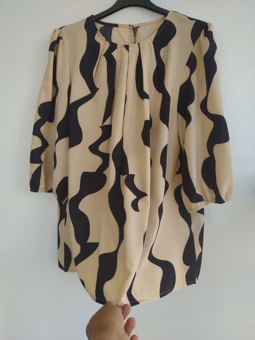 Blusa creme drapeada, elegante e fluida - Tamanho XXL - Nova!