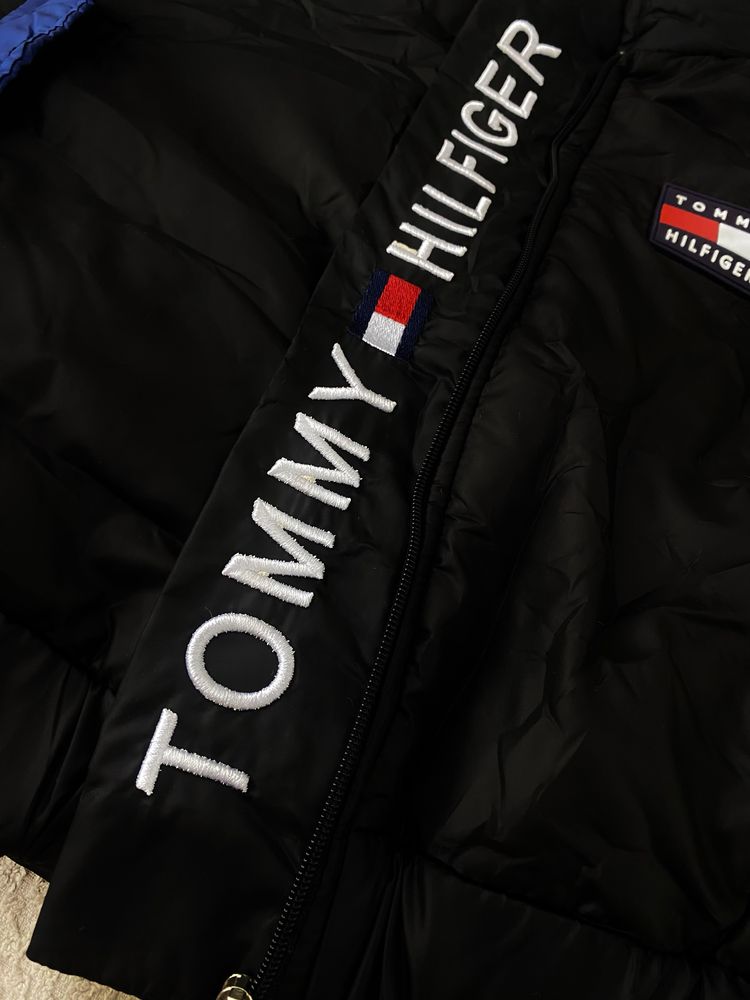 Жіноча вкорочена зимова куртка Tommy Hilfiger