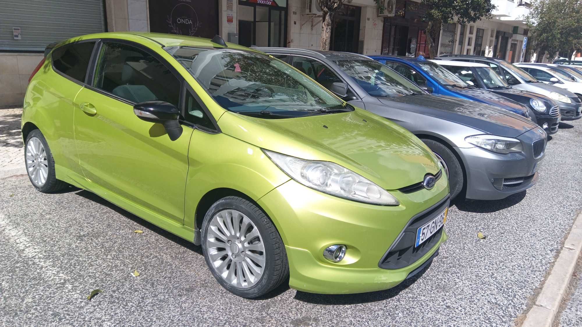 FORD FIESTA ST-LINE ( Oferta Registo de propriedade )