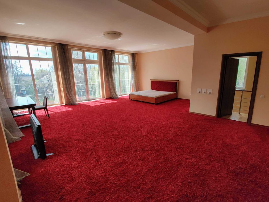 Оренда будинки у с. Мархалівка (є підключення для генератора)