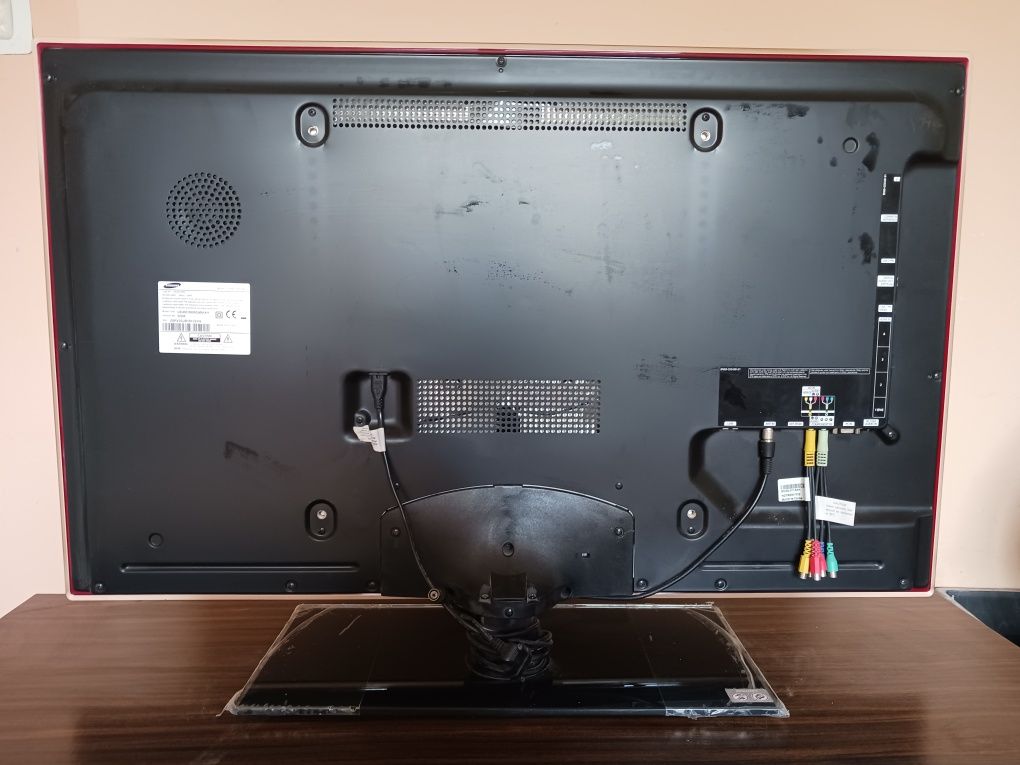 Samsung LED TV 40" FULL HD UE40C5000