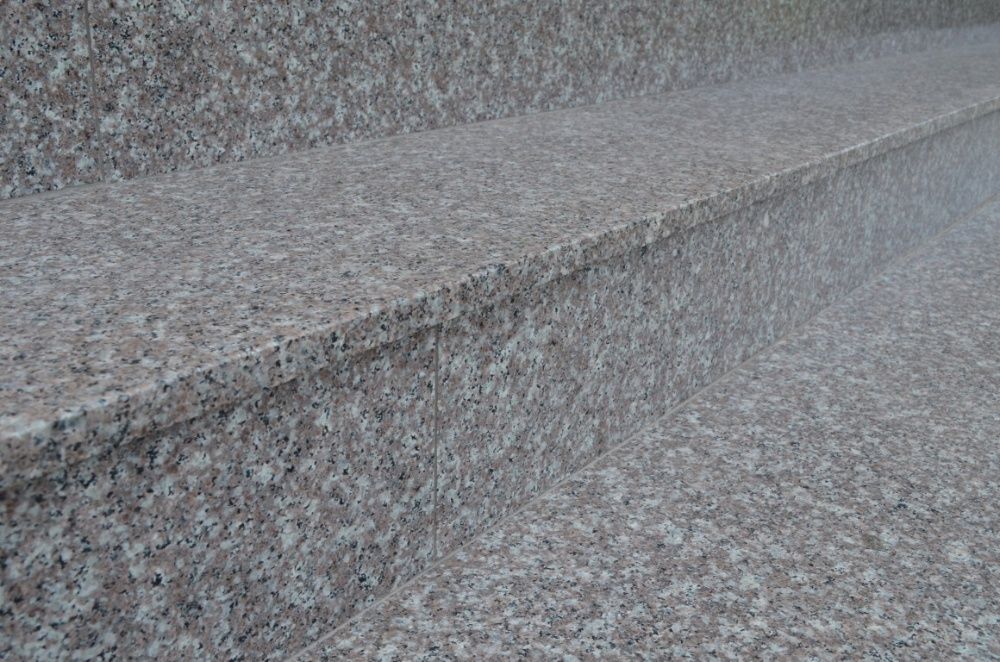 Schody Stopnie Kamienne Wewnętrzne Zewnętrzne Granitowe Brązowe Pły