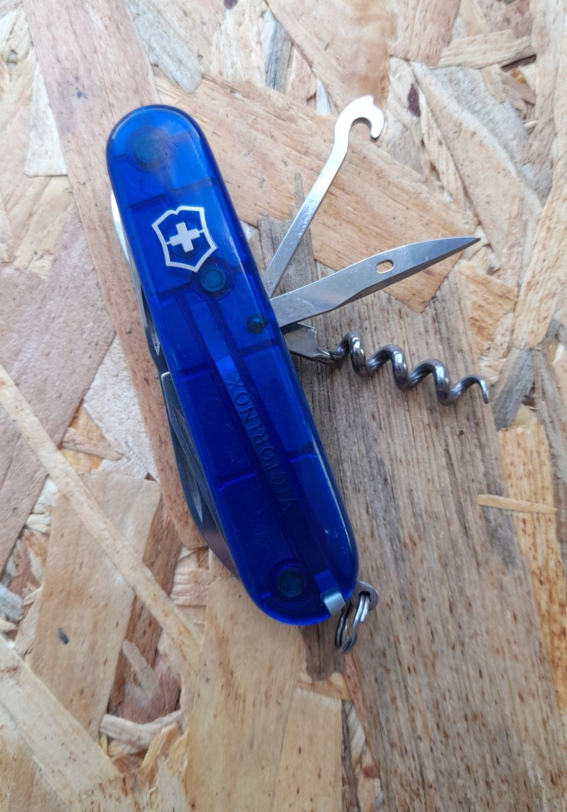 Victorinox climber.