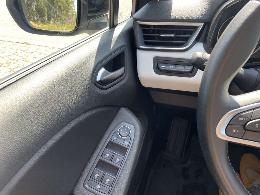 Renault clio 1.0 gasolina caixa automatica