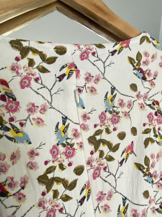 Сукня в квіти