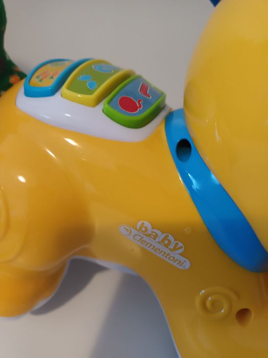 Cãozinho falante Clementoni