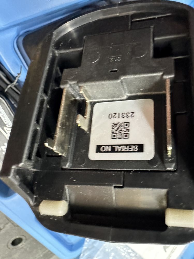 Резак для кабеля Кабелеріз акумуляторний Sicame esk50 Makita DTC103