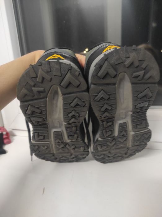 Кросівки в ідеальному стані Sketchers 41 розмір