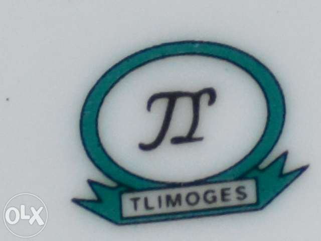 Cafeteira, chavena e pires, porcelana