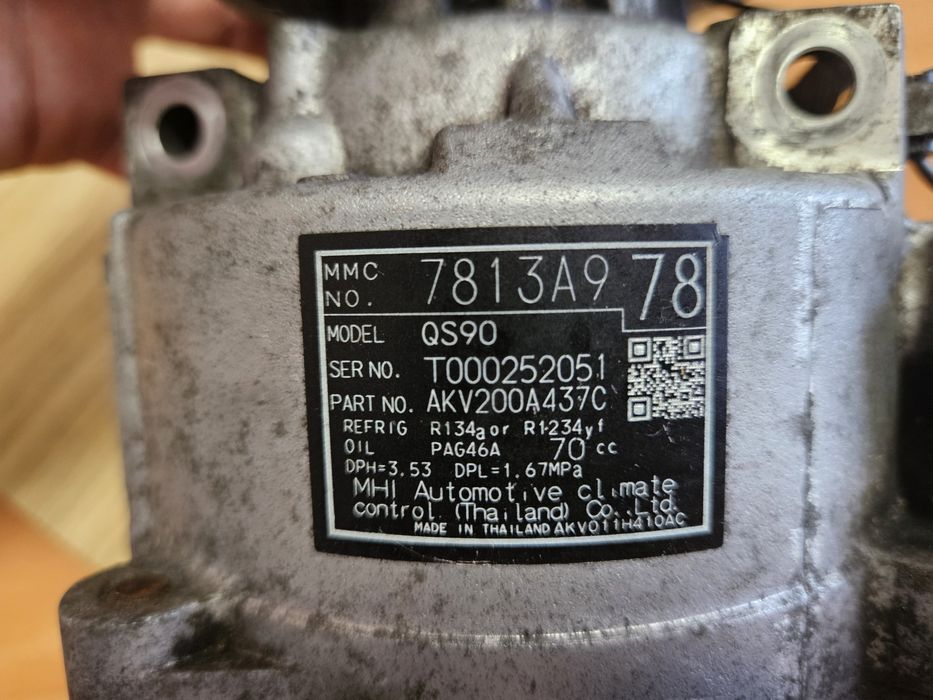 Компресор кондиціонера QS90 в Mitsubishi Outlander, ASX, Lancer