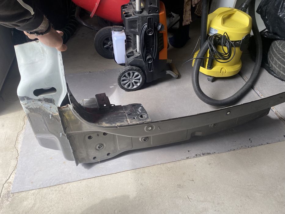 Панель задняя фольцваген Таурег 2016-2019