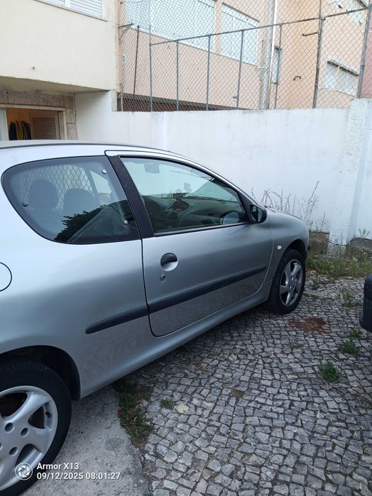 Muito econômico 206 HDI comercial