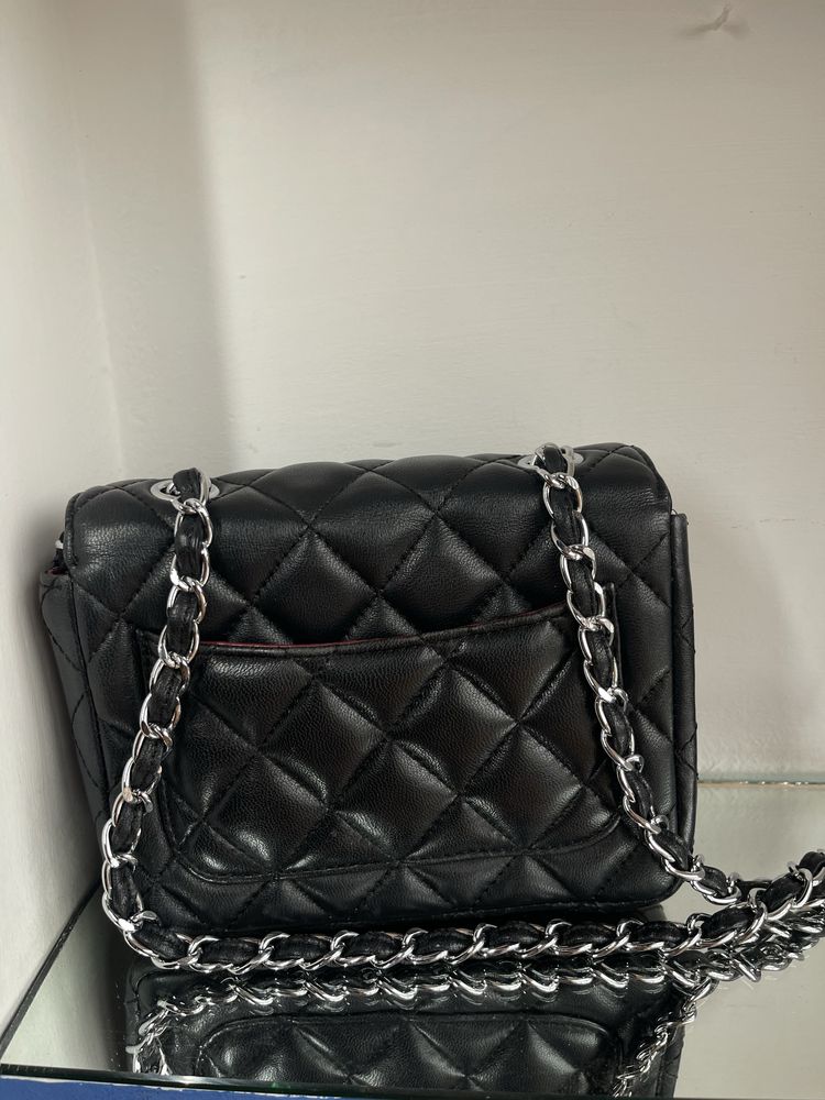 CHANEL сумочка оригінал