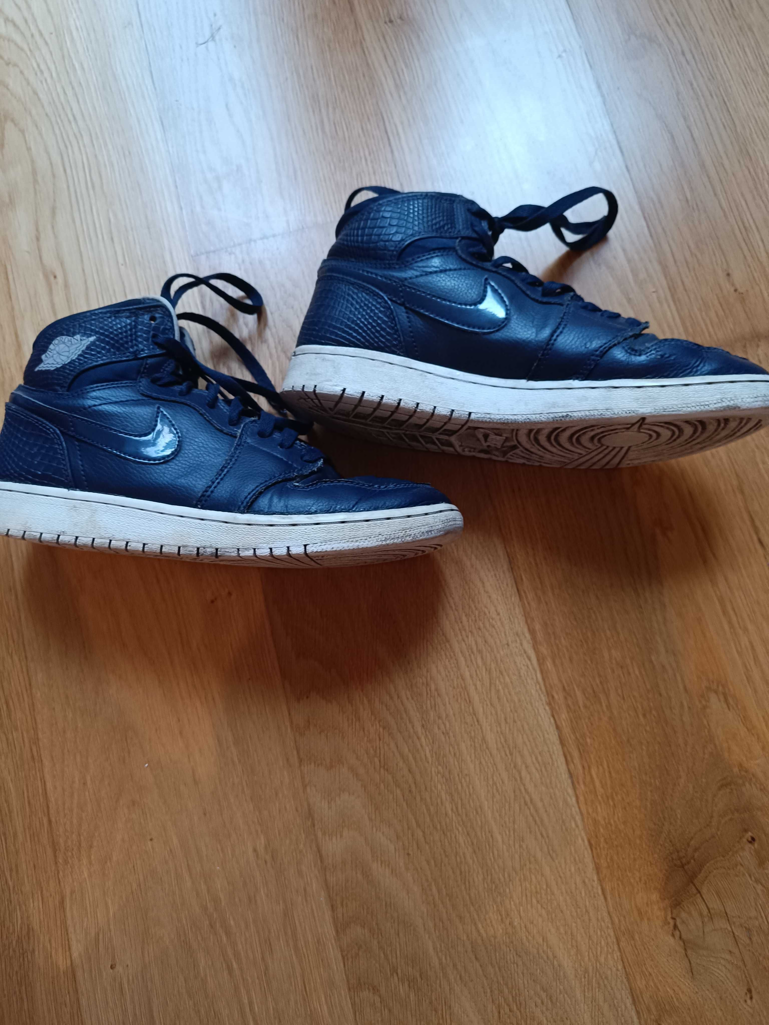 Buty Nike Air Jordan 1 Midnight rozmiar 40