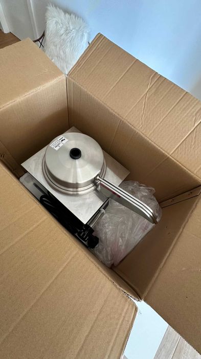Vende-se Distribuidor de Molhos com Aquecimento - Catering