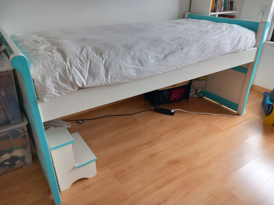 Conjunto de 2 camas encaixáveis