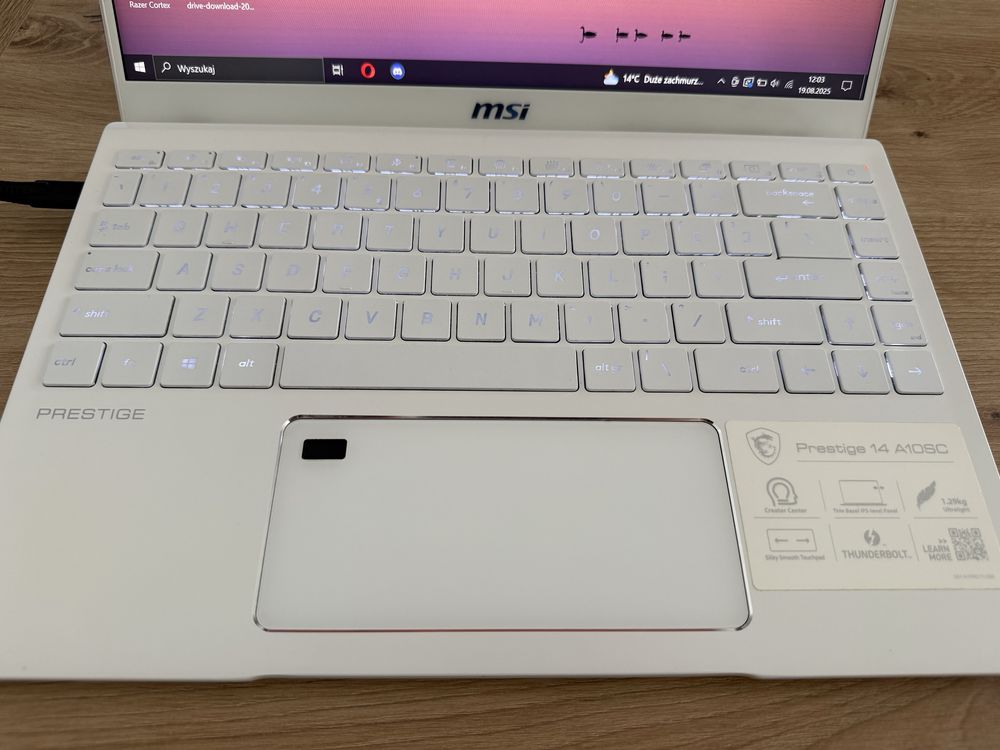 Laptop MSI Prestige 14